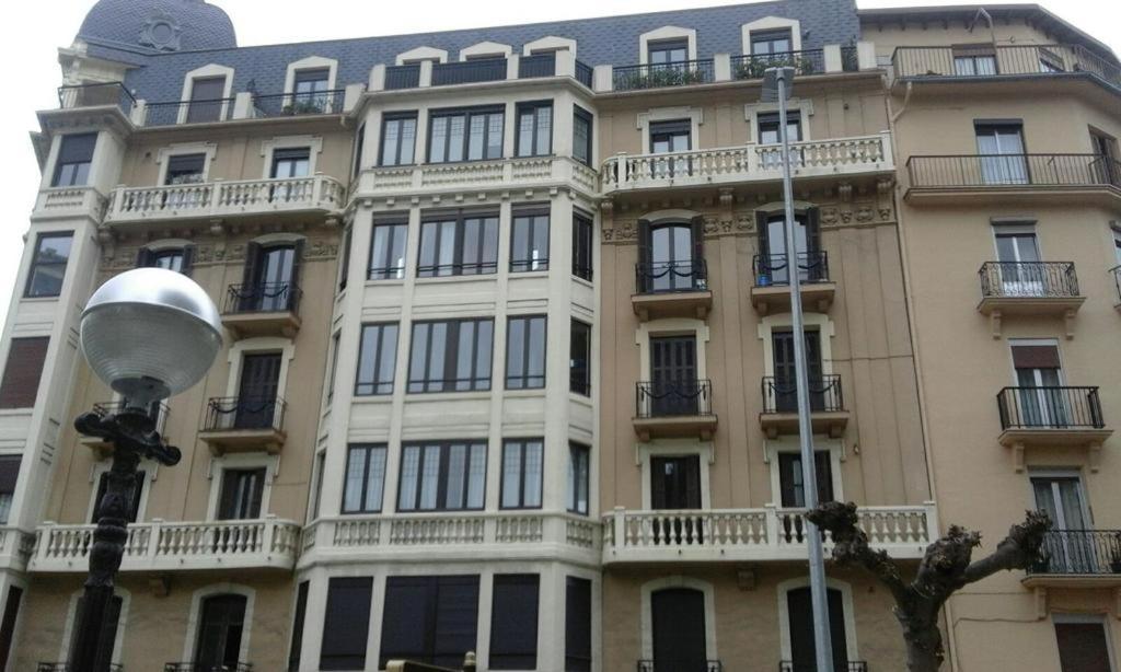 San Sebastian Playa Zurriola - 500 Meters To Zurriola Beach And Size 90M2 -No Party At Home- المظهر الخارجي الصورة